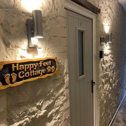 Happy Feet Cottage, Sleeps 6