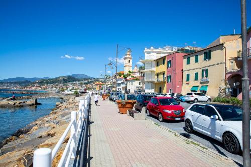 La casa di Tina a 20 metri dal mare - Apartment - Santo Stefano al Mare