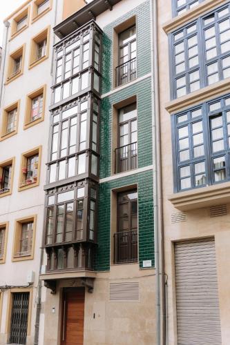 A szálláshely kívülről, San Bernardo, 19 in Avilés