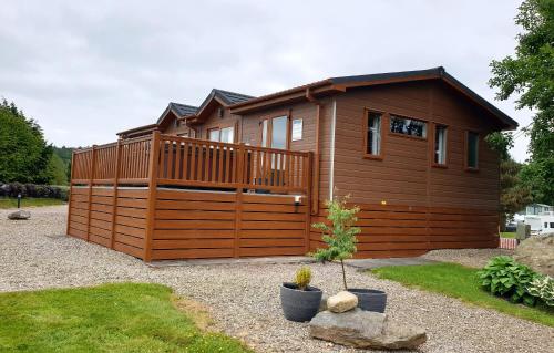 Signature Two-Bedroom Lodge with Hot Tub