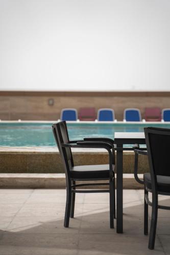 Luxe Grand Hotel Apartments photo 3