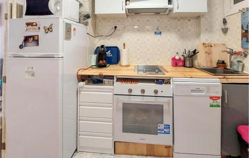 Bếp, Pet Friendly Apartment In Arroyo De La Miel in Benalmadena