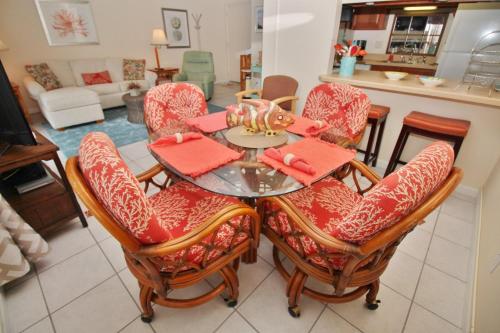 Colony Beach Club 109 in New Smyrna Beach, USA