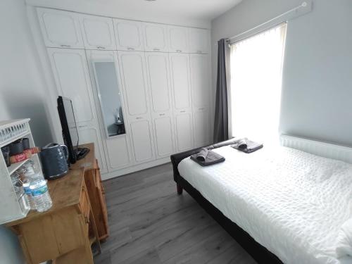Double Room close to EFC LFC Liverpool City Centre, Liverpool (photo 3)
