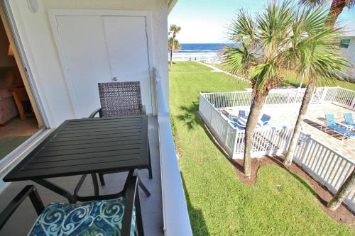 Colony Beach Club 205 in New Smyrna Beach, USA