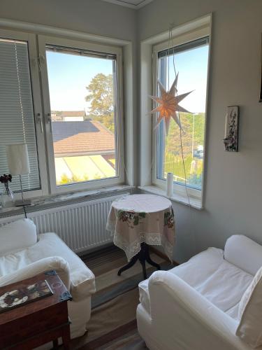 An entire floor in a beautiful villa, close to Arlanda Airport