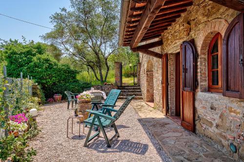  Torre dell´Aurora in Monte San Savino