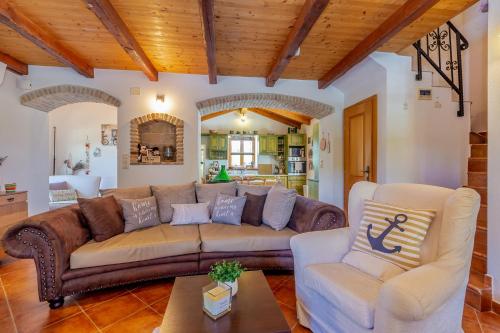 Holiday house ANDREA with pool in Sveti Ivan Dobrinjski