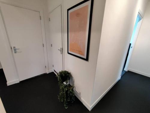 k50159 Spacious and modern apartment near the city center, free parking in Oude Gracht-West