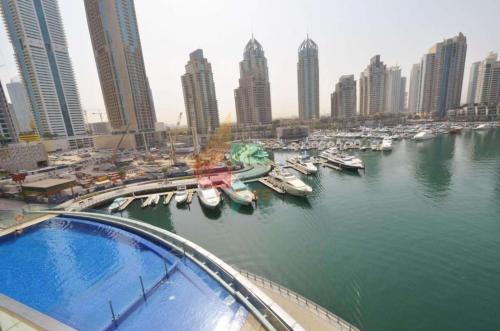 Nasma Luxury Stays - Cayan Tower - image 5