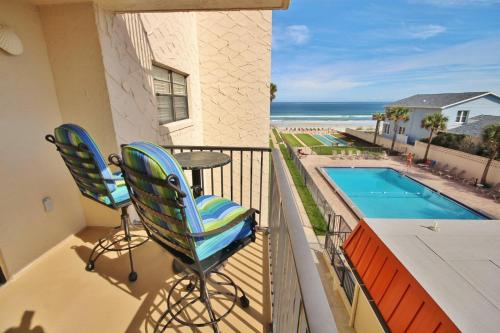 Hacienda del Sol II 306 in New Smyrna Beach, USA
