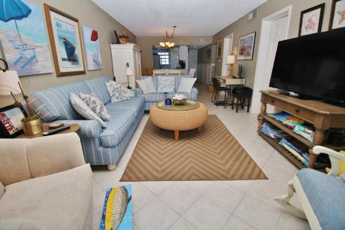 Hacienda del Sol II 306 in New Smyrna Beach, USA