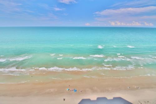 Ashley Penthouse 4 in Daytona Beach Shores, USA