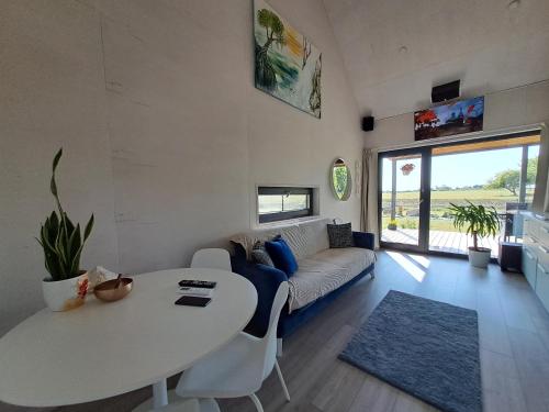 Facilities, Jaanilille Tinytalo-Sauna in Upa