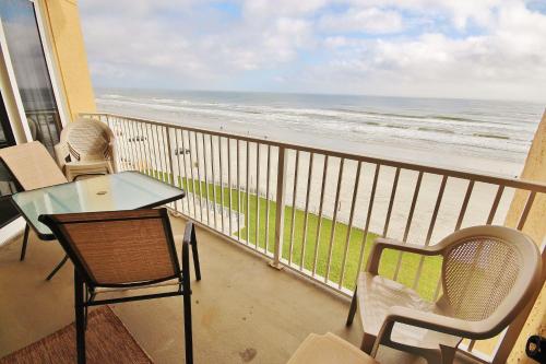 Oceania Plaza 502 in New Smyrna Beach, USA
