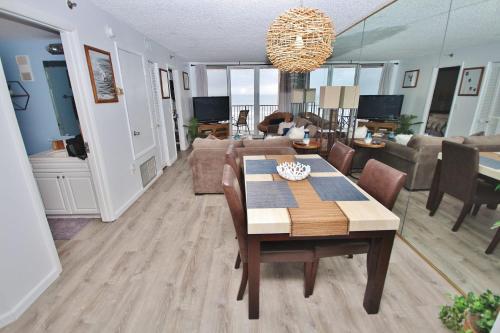 Oceania Plaza 502 in New Smyrna Beach, USA