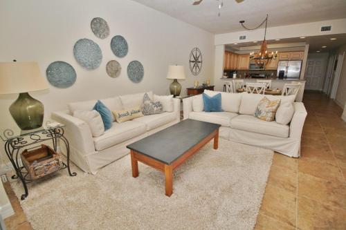 Oceanwalk 18-505 in New Smyrna Beach, USA