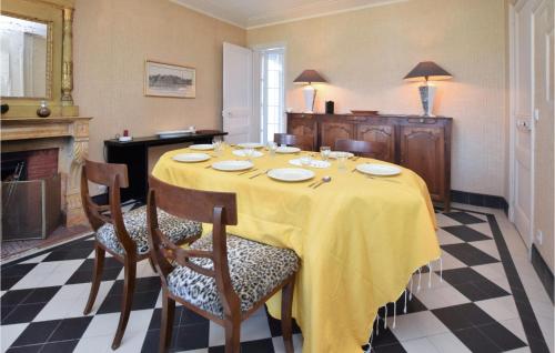 Awesome Home In Benerville-Sur-Mer Awesome Home In Benerville-Sur-Mer