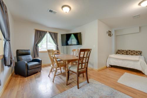 Decatur House Fishing, Skiing, and Golfing! in Paw Paw