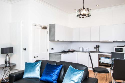 Your Stay Bristol Beaufort House - image 6