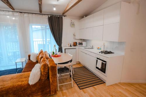 Alpetri Apartments - image 12