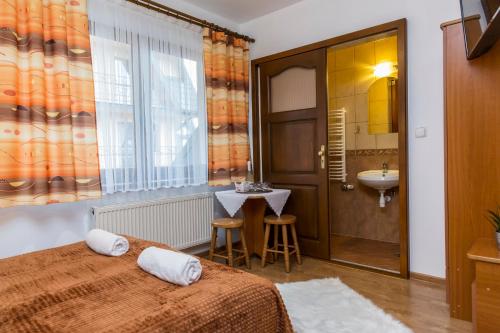 Double Room with Private Bathroom