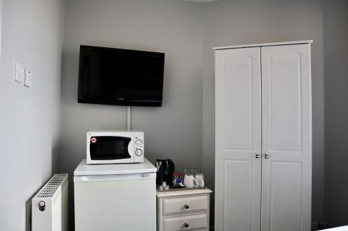 Harbourside Hotel - image 4