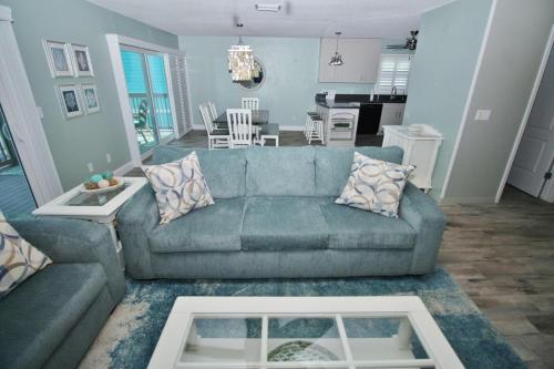 The Tiki Townhouse in New Smyrna Beach, USA