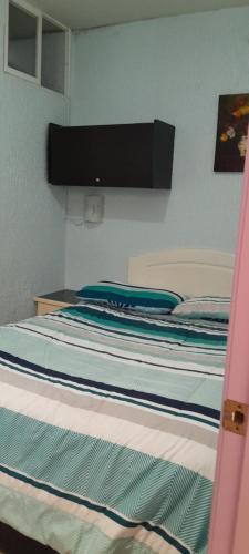 Single Room image 1