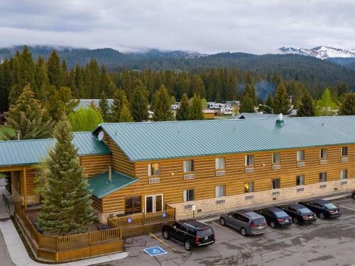 Mountain Vista Hotel in West Yellowstone, USA