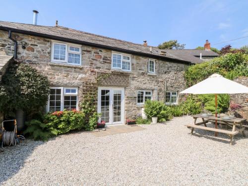 Henwood Barn - Notter Tor