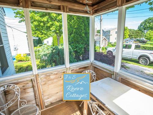 Waterfront Cottage 6 in 羅克科爾 (CT)