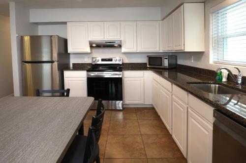 Biscayne Family Resort - image 11