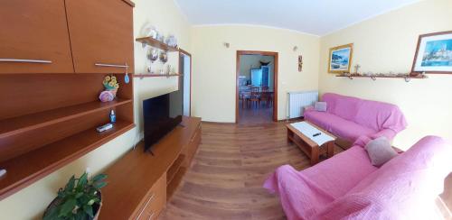  Gvačić House in Supetarska Draga