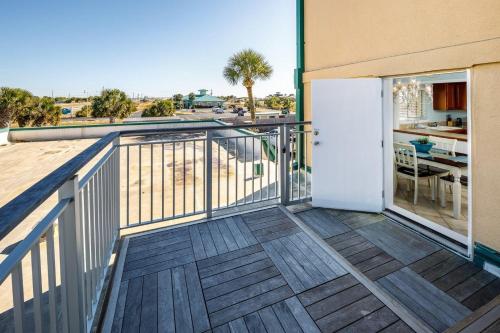 Seaspray Condos 102C - main image