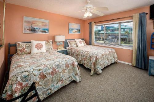 Seaspray Condos 105B - image 3