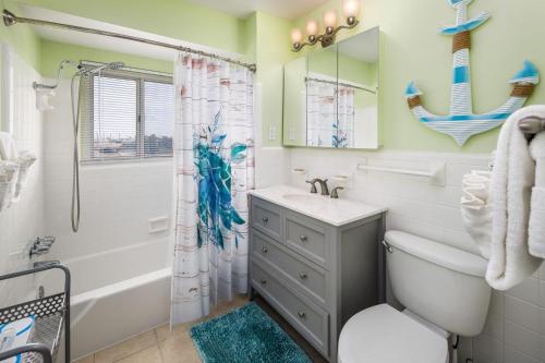 Seaspray Condos 106B - image 35