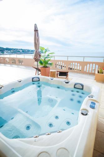 THEA - Rooftop Seaview jacuzzi, Rethymno (foto 5)