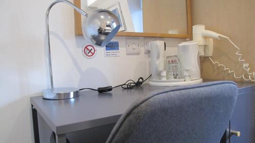 Alhambra Hotel - image 9