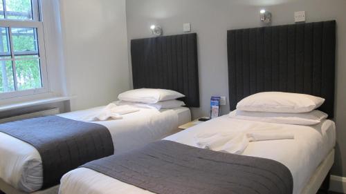 Alhambra Hotel - image 4