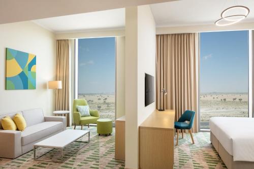 467417293 Holiday Inn & Suites - Dubai Science Park by IHG