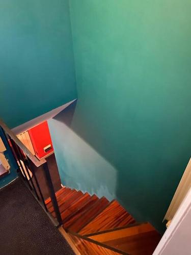  Rainbow House in Intra