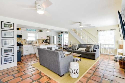 Quaint Beach House with Ocean-View Deck and BBQ! - image 3
