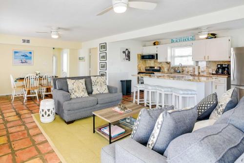 Quaint Beach House with Ocean-View Deck and BBQ! - image 12