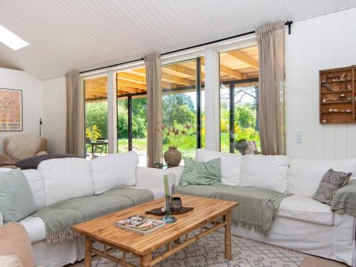 Comoditats, 10 person holiday home in Ebeltoft-By Traum in Ebeltoft