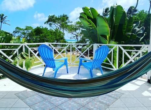 Islander House on Rocky Cay Beach – San Andres Island, NM
