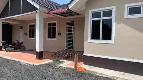 Homestay Mama, KB