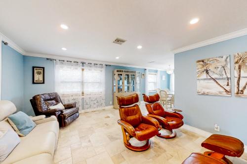 Sago Palm Way in Apollo Beach, USA