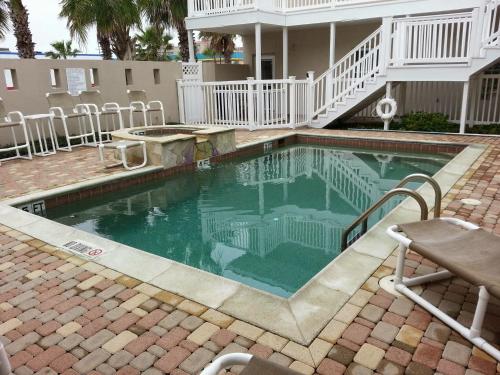 Los Cabos III Condominiums, South Padre Island