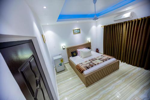 Nap Apartment Hotel in ชอร์กอร์